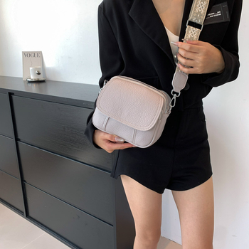 Τσάντα crossbody σε αστικό μινιμαλιστικό στυλ, PU ύφασμα, τετράγωνη τσάντα, οριζόντιο σχήμα, κλείσιμο με καπάκι