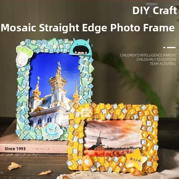 Ξύλινο πλαίσιο φωτογραφίας σε μοντέρνο μινιμαλιστικό στυλ, μάρκα Yafui.