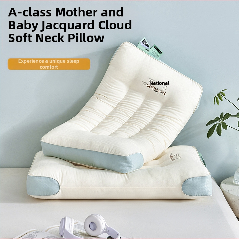 Stačiakampė kaklo pagalvė su poliesterio pluošto įdaru (95%), cheminių pluoštų dangtis (99% poliesteris), svoris 0.55-1.0 kg, skirta suaugusiems, vienam naudotojui.