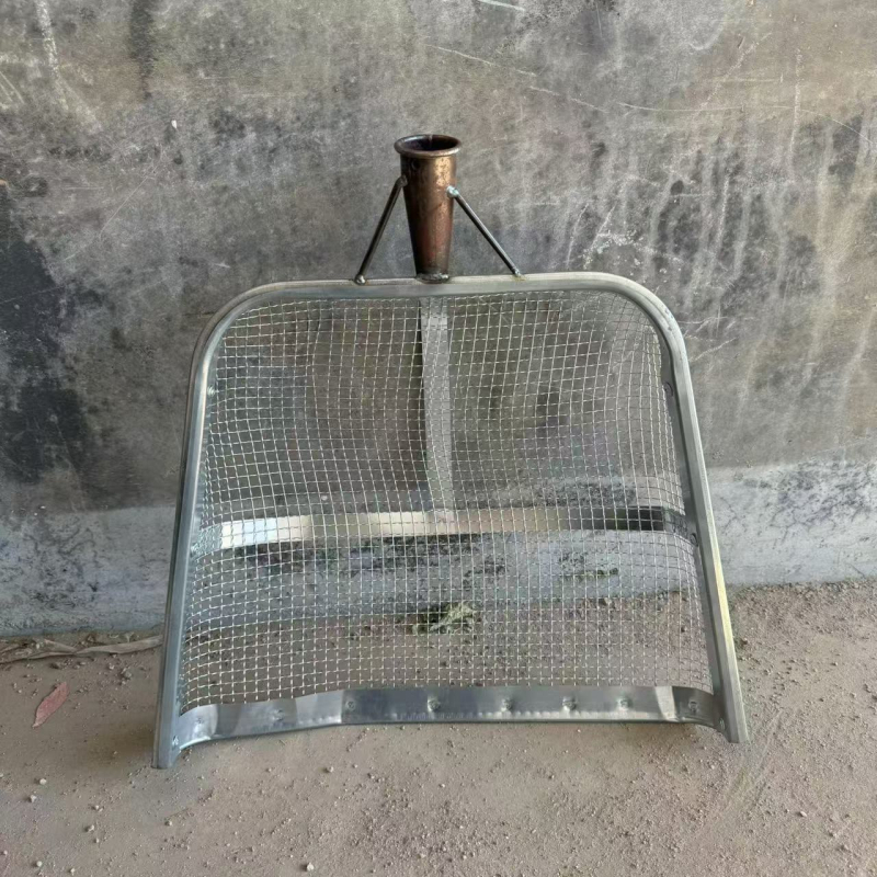 Kita prekė – Žemės ūkio sietas su didelėmis skylėmis, storintas filtras grūdų atskyrimui