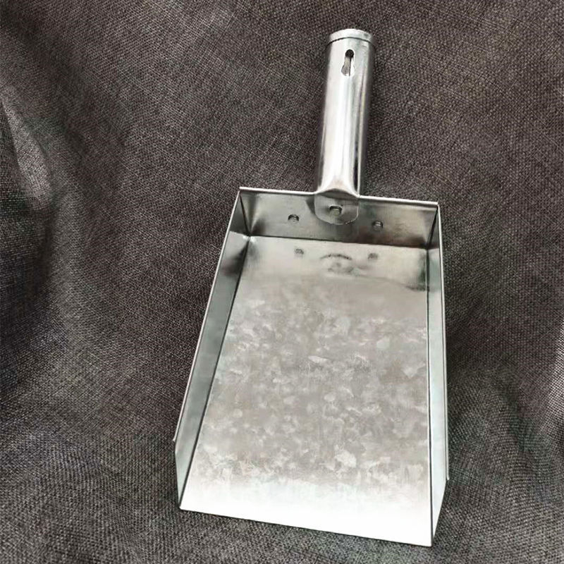 Plokščio dugno kruopoms ir miltams šaukštas, storintas virtuvės įrankis