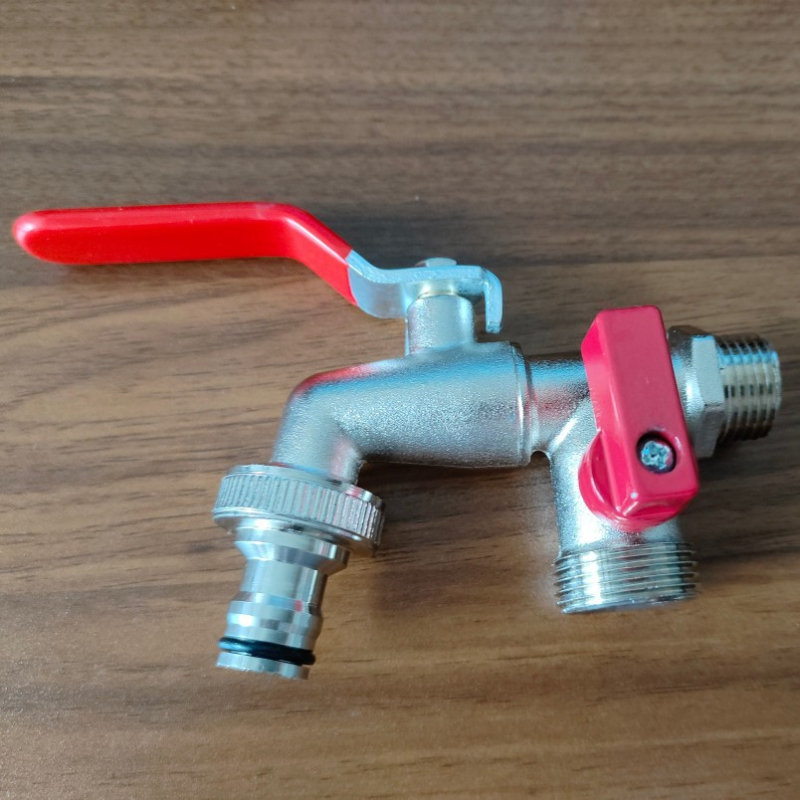 Vrtna slavina FV-Z07; zliatina cinka; niklirani završni sloj; dvostruko upravljanje; spiralni način ugradnje