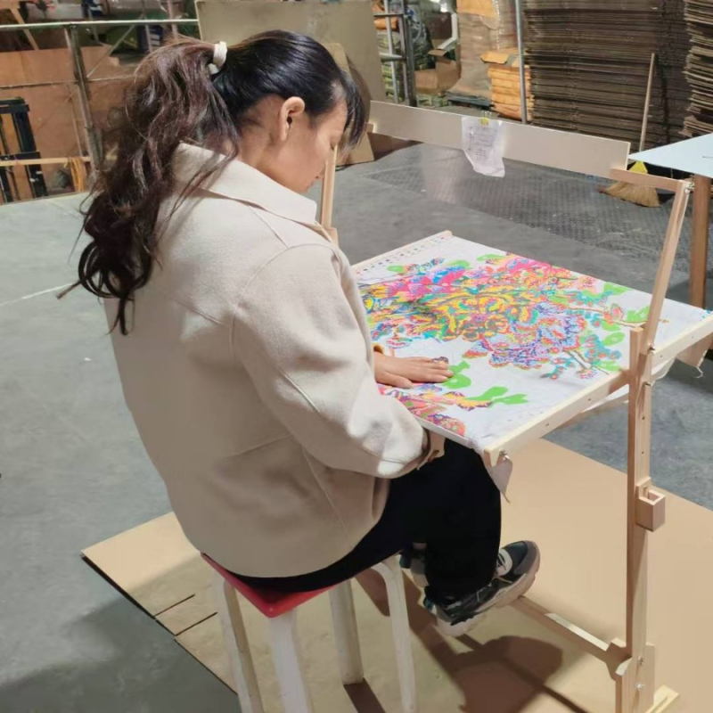 Ξύλινο κάδρο κεντήματος με ρυθμιζόμενο ύψος, πολυλειτουργικός, μοντέρνος μινιμαλιστικός σχεδιασμός