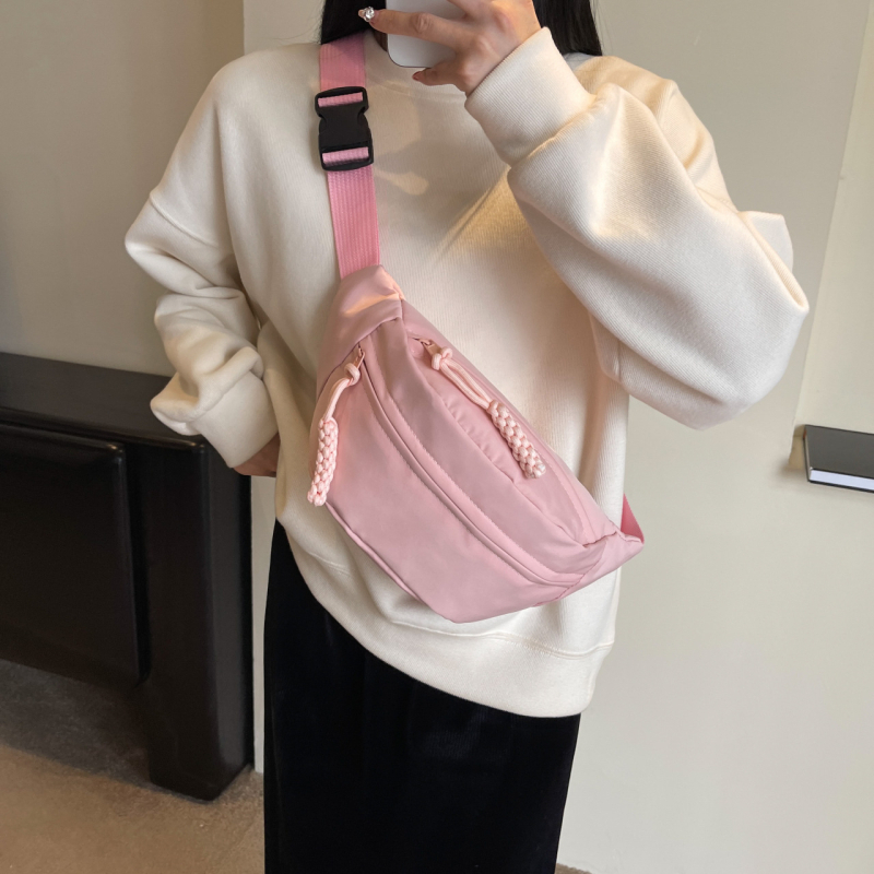 Nailoninė sportinė rankinė per petį, ultralengva, universali, lauko sportams, vienspalvė