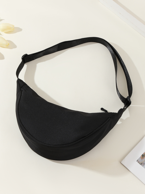 Geantă de umăr din nylon pentru femei Frontier — ușoară, stil dumpling cu capac, căptușeală nylon, închidere cu clapă, buzunar interior cu fermoar, primăvară 2024