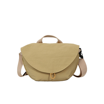 Crossbody τσάντα, νάιλον, στιλ dumpling, οριζόντιο τετράγωνο σχήμα, μαγνητικό κλείσιμο, εσωτερικό με φερμουάρ τύπου sandwich