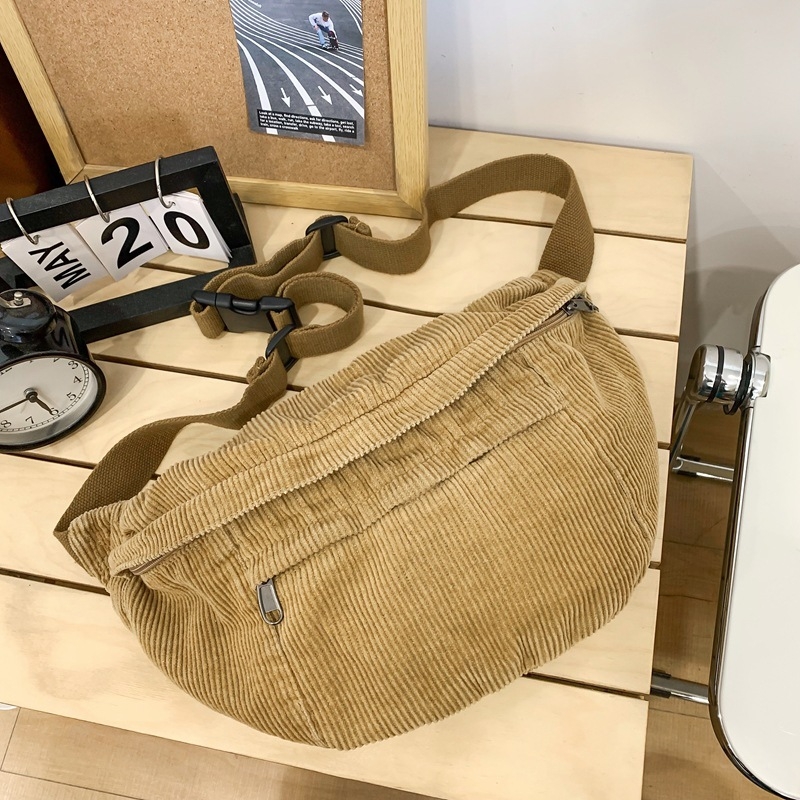 Corduroy crossbody torba sa zatvaračem na zip, unutarnji džep sa zipom i džep za identifikaciju, podstava od poliestera, gradski jednostavan stil