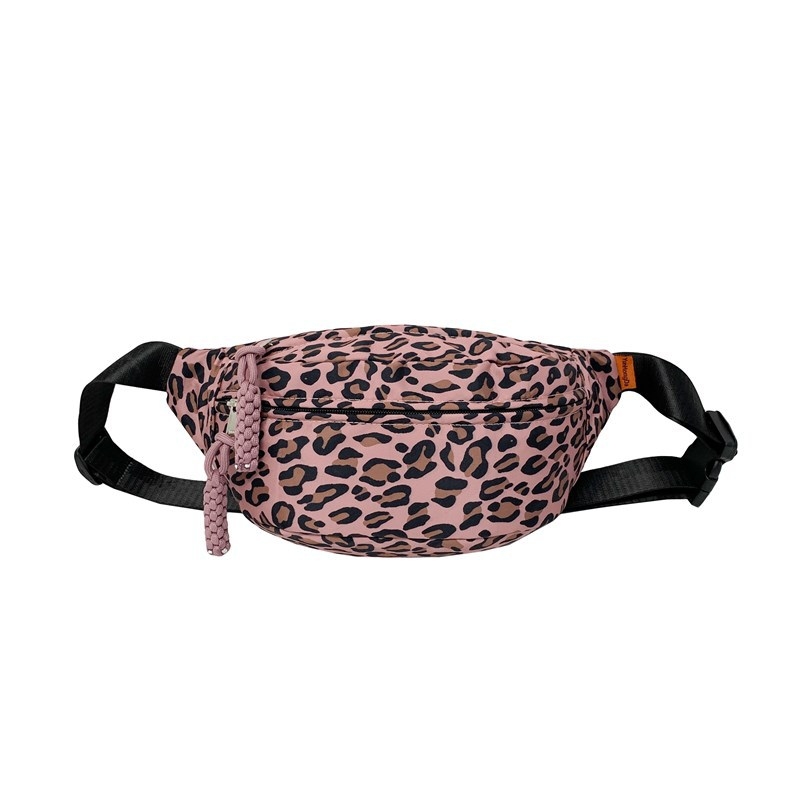 Leopard mintás nylon keresztcsatos táska – Uniszex, cipzáras záródás, poliészter bélés, belső cipzáras zseb, 2024 tavasz