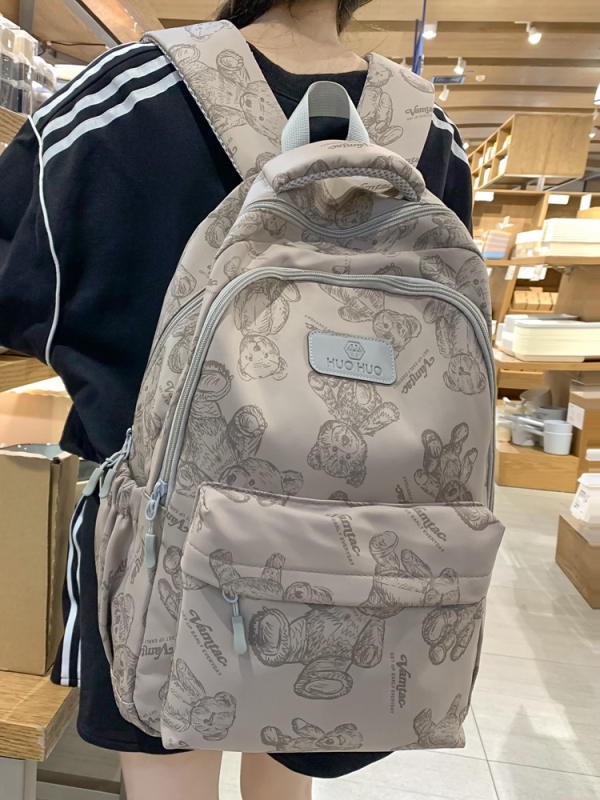 Σακίδιο γυμνασίου με εκτύπωση αρκούδας — νάιλον σώμα, επένδυση πολυεστέρα, καμπύλες ιμάντες ώμου