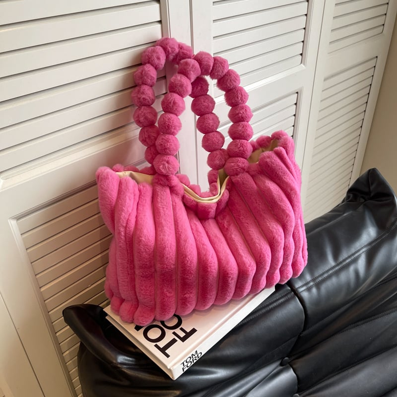 Tote torba od pliša - Street trend, magnetsko zatvaranje, unutarnji džep sa zipom i džep za telefon