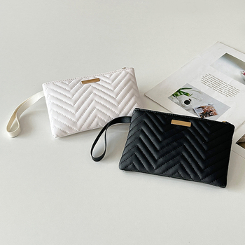 Mini PU kvadratinė rankinė-clutch su išsiuvinta telefono kištele ir ID kištele — užtrauktukas, vidinė sintetinės odos pamušalas, miesto minimalistinis stilius, pavasaris 2025