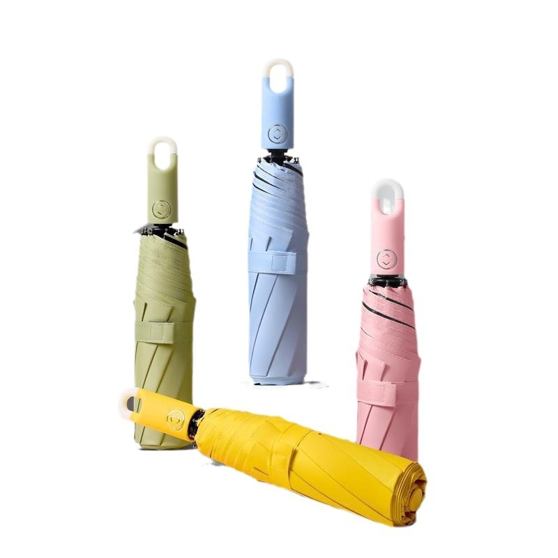 Trīsdaļīgs saliekamais saules lietussargs ar aizslēgu un pusautomātisku atvēršanu, 8 ribas no šķiedras, 190T audums, UV aizsardzība UPF>50