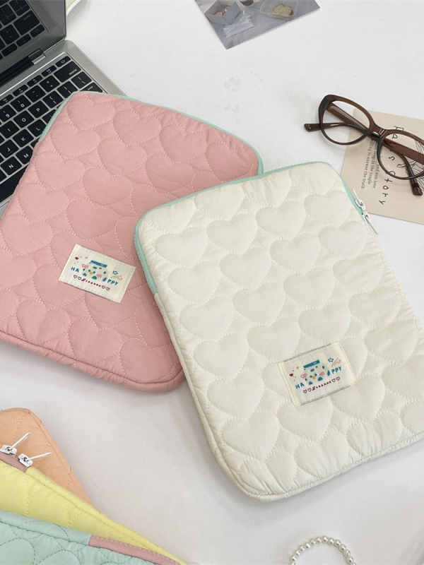 Planšetės dėklas su Meilės raštu, poliesterio medžiaga, poplin vidus, saugojimui