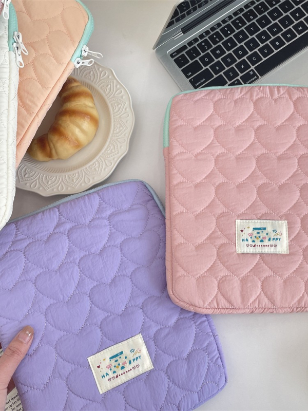 Planšetės dėklas su Meilės raštu, poliesterio medžiaga, poplin vidus, saugojimui