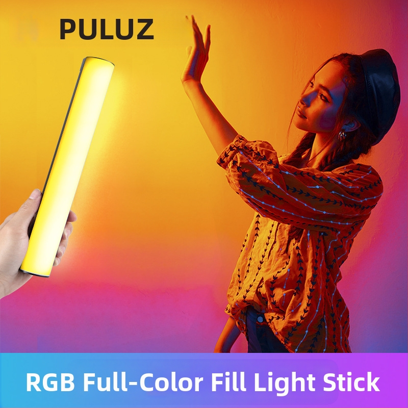 LED осветление за фотография и стрийминг на живо, преносимо RGB запълващо светило, модел PU4134, Puluz/Fat Cow, пластмасов корпус, тегло 0.576 кг, година 2022