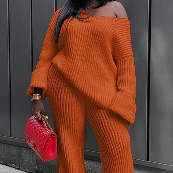 Γυναικείο σετ δύο τεμαχίων από πλεκτό: τοπ με V-λαιμό, μακριά μανίκια και φαρδιά παντελόνια, 70–80% ακρυλικές ίνες