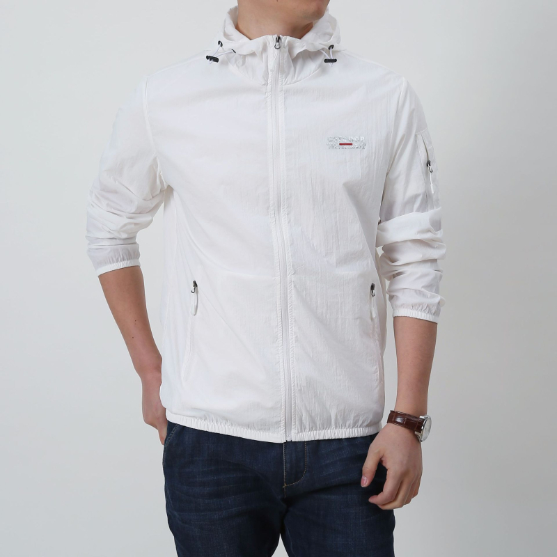 Мъжко леко слънцезащитно яке за лято, с качулка, свободен крой, найлонова материя, джобове с цип, спортен стил