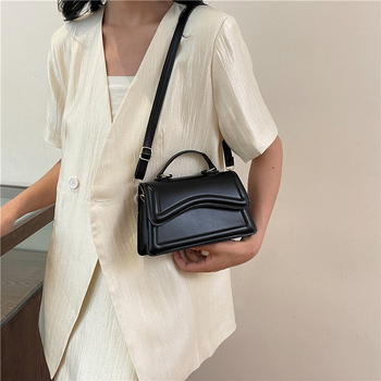 Τσαντάκι χιαστί τετράγωνο, PU υλικό, Αστικός μινιμαλισμός, Νάιλον επένδυση, Τσέπη με φερμουάρ, Καλοκαίρι 2024