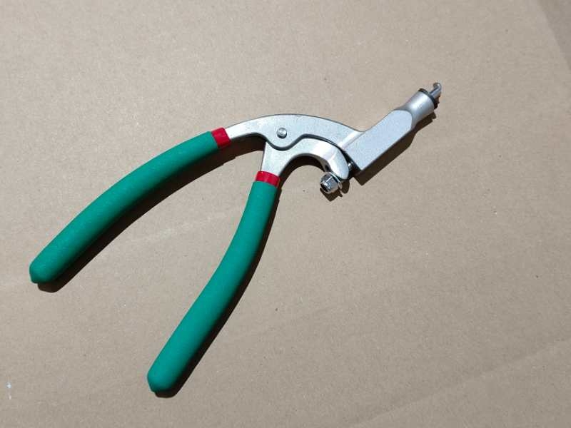 9P1E Инструмент за ремонт на вдлъбнатини по автомобил – клещи за ръбове и изравняване на калници и странични панели