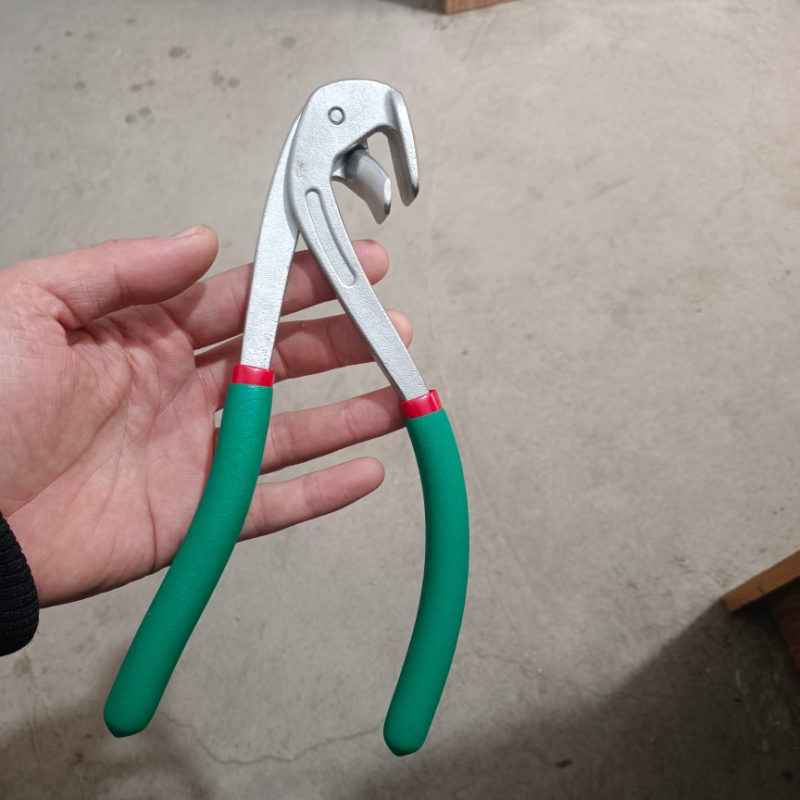 9P1E Инструмент за ремонт на вдлъбнатини по автомобил – клещи за ръбове и изравняване на калници и странични панели