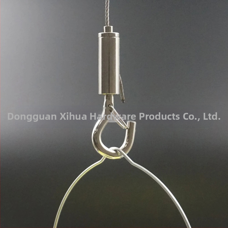 Hiwa XH-2024041501 Заключващо устройство за неръждаемо стоманено въже с предпазна кука, регулируема ключалка за окачване на рекламни табла