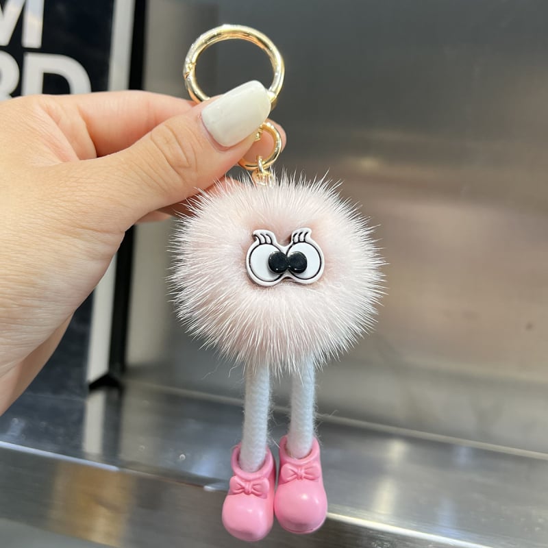 Dongju Fur pūkų raktų pakabukas automobiliui ir kuprinei — žaismingas stilius, medžiaga: pūkų pliušas, pakuotė: didmeninė