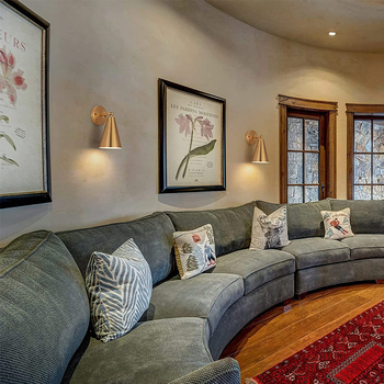 Λαμπτήρας τοίχου με σιδερένιο σκίαστρο — 110V, υποδοχή E26, διάρκεια ζωής 20.000 ωρών