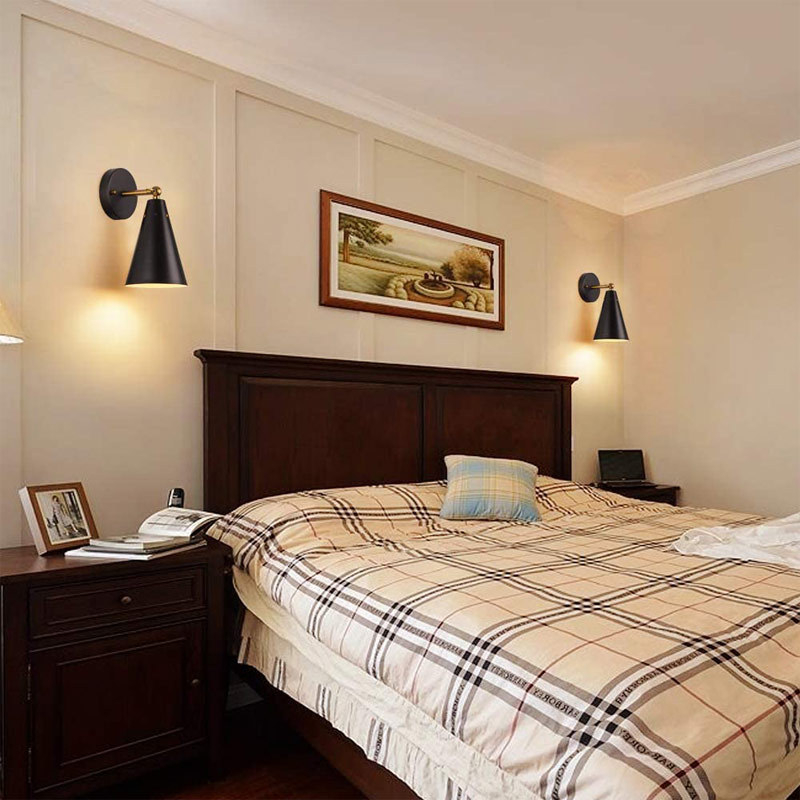 Λαμπτήρας τοίχου με σιδερένιο σκίαστρο — 110V, υποδοχή E26, διάρκεια ζωής 20.000 ωρών