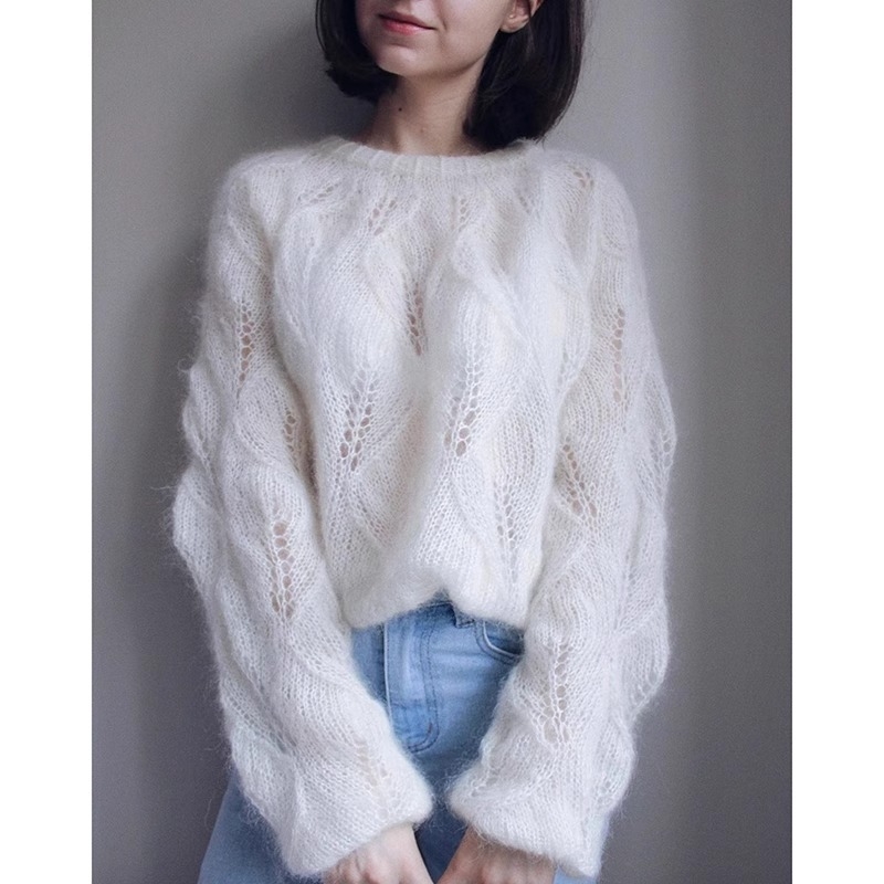 Megztinis su apvaliu kaklu ir ilgomis rankovėmis, poliesterio sudėtis 50–70%, intelektualus stilius, ruduo 2023, suaugusioms moterims