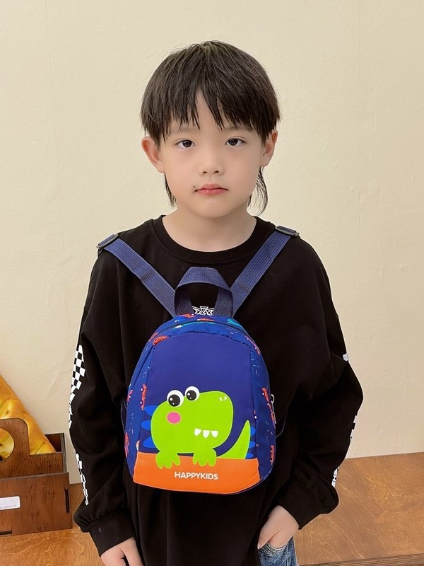 Vaikų darželio kuprinė, nailonas, atspari dilimui, išlenkti pečių dirželiai, anime karikatūrų raštas