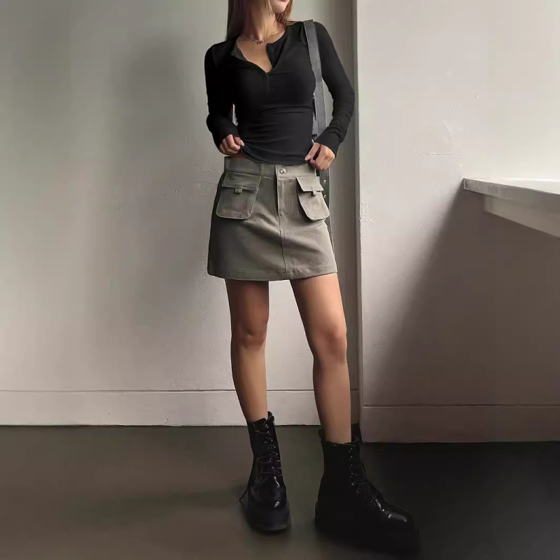 Top tricotat ribat pentru femei, decolteu în V cu nasturi, Slim fit, mâneci lungi, amestec poliester-elastan