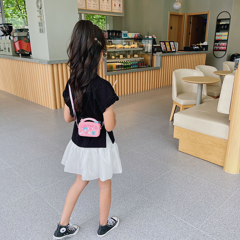 Д detска силиконова чанта през рамо, с дизайни Star Dallo/Pikachu/Merlot, силиконов материал, водоустойчива, износоустойчива, против кражба, лека