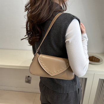 Τσάντα μασχάλης από PU, αστικός μινιμαλισμός, σχεδιασμός για μασχάλη, άνοιγμα τύπου καπακιού, εσωτερικό θήκη με φερμουάρ