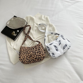 Γυναικεία Τσάντα Χιαστί – Κορεατικού Στυλ, Χαλαρό Στυλ, Σχήματος Ντιμπούλινγκ, Κλείσιμο Με Φερμουάρ, Χωρίς Επένδυση, Μεσαία-Μαλακή, Μία Λουρί