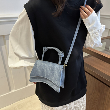 Τσάντα στον ώμο με διασταυρούμενο λουρί, μικρού τετραγωνικού σχήματος, PU, μεσαίου μεγέθους, street-style, κλείσιμο με καπάκι, εσωτερική θήκη για κινητό