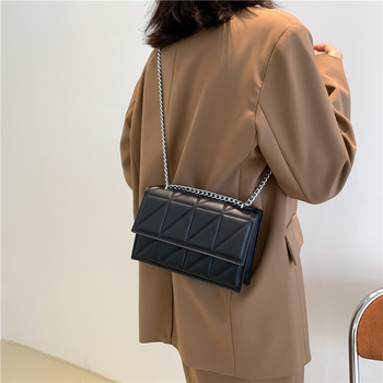 Τσάντα για τη μασχάλη με αλυσίδα, PU δέρμα, ορθογώνιο τετράγωνο σχήμα, κλείσιμο με καπάκι, ανάγλυφη υφή