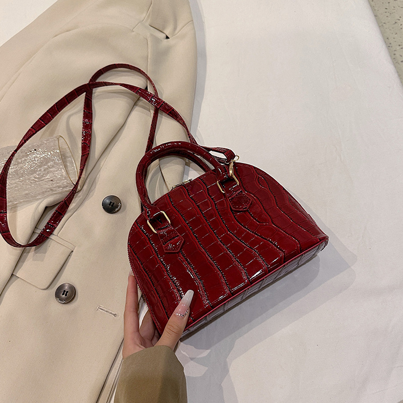 Bei Van Hee Geantă crossbody shell cu textură de crocodil, PU material, fermoar, buzunar pentru telefon