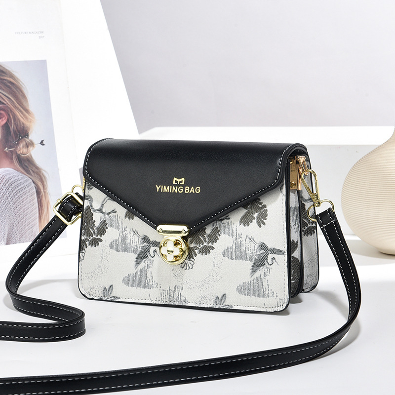 Дамска PU чанта през рамо с хоризонтална квадратна форма, уличен стил, магнитно закопчаване, подплата от полиестер