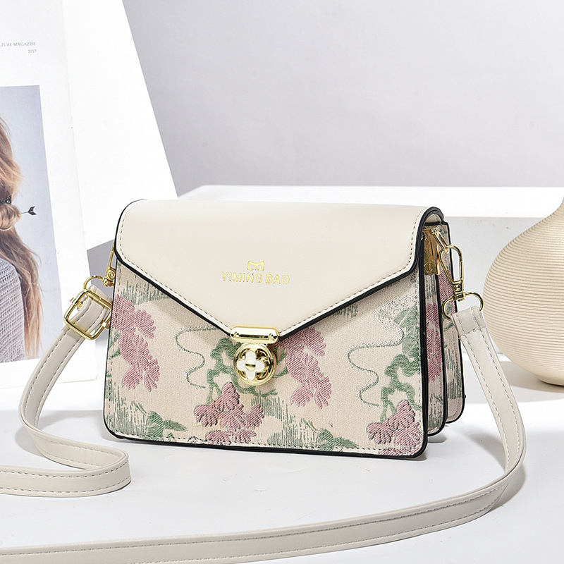 Ženska PU crossbody torba s horizontalnim kvadratnim oblikom, ulični stil, magnetska kopča, podstava od poliestera