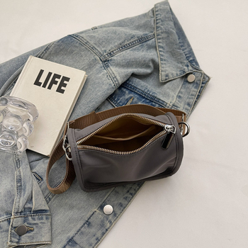 Τσάντα crossbody από Oxford ύφασμα, αστικός απλός στιλ, οριζόντιο τετράγωνο σχήμα, φερμουάρ, εσωτερική θήκη για το τηλέφωνο