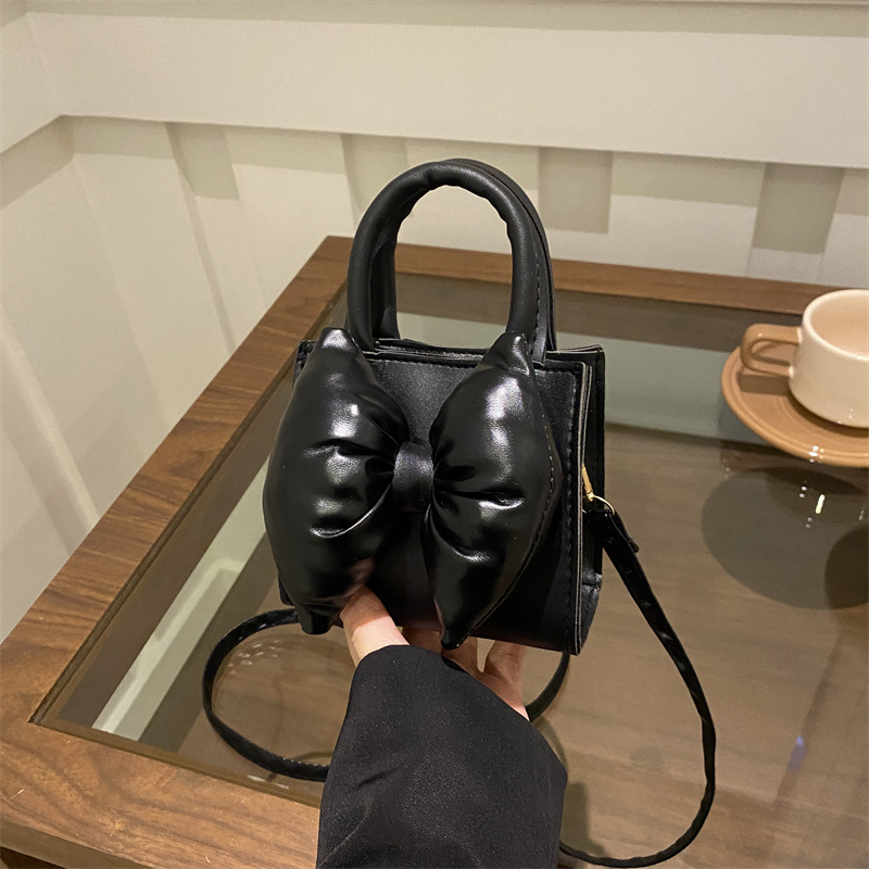 Geantă de mână mini, cu funda, în stil urban simplu, din PU, formă pătrată orizontală, deschidere deschisă, fără căptușeală, curea de umăr simplă