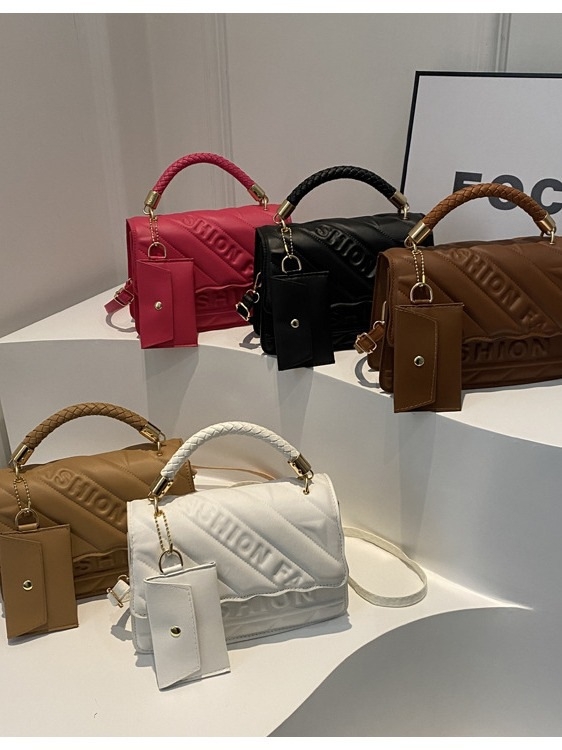 Crossbody táska fedéllel, PU anyag, horizontális négyzetes forma, 2024 tavasz