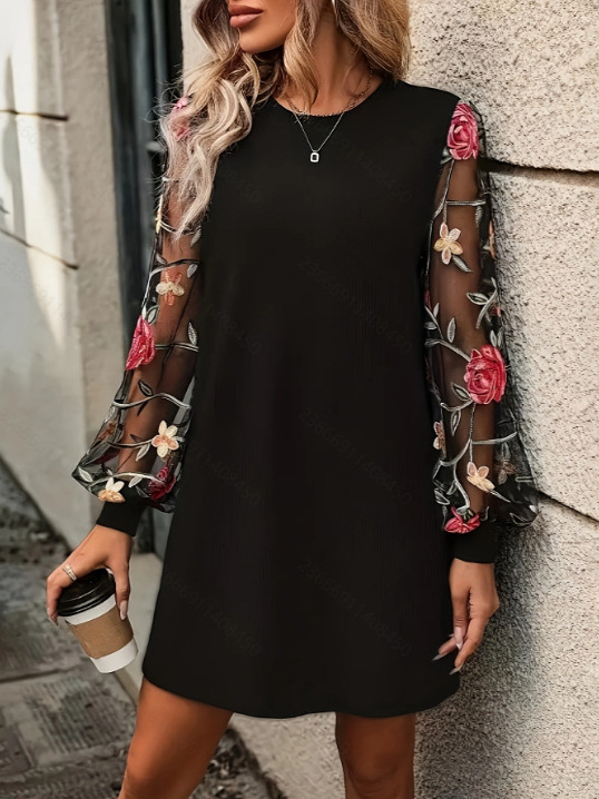 Пуловер рокля, полиестер, средно дълга A-линия, кръгло деколте, дълги ръкави