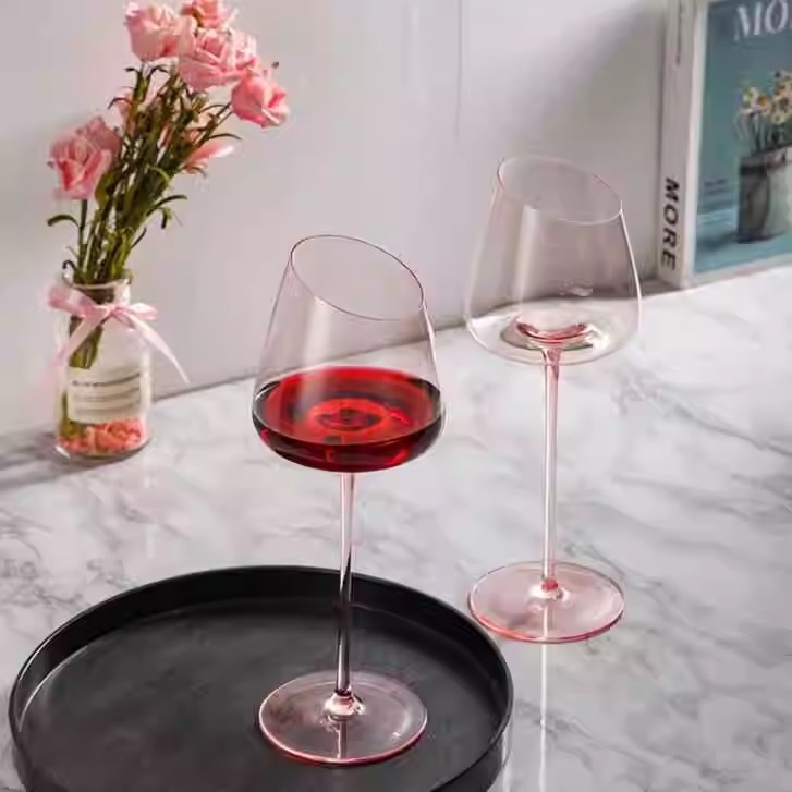 Σκανδιναβικού στιλ κρυστάλλινα ποτήρια κρασιού και σαμπάνιας, απλός σχεδιασμός, 2 τεμάχια