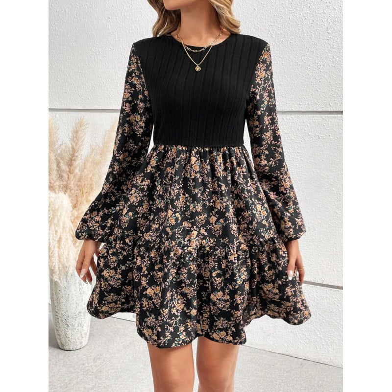Rochie cu imprimeu floral, în A-line, scurtă, decolteu rotund, mâneci lampion