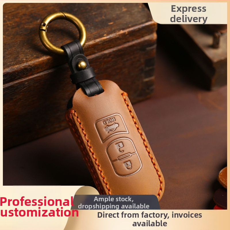 Torbica za ključ automobila Hallmo od kože goveda, moderan stil, prilagodljiva