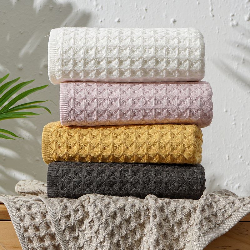 Dušo rankšluostis iš 100% medvilnės, medaus šukos raštas (honeycomb), Tips A, Svoris 200–300 g, Jacquard/plain audinys, 32 siūlai