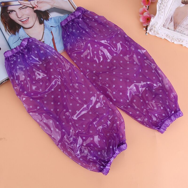 PVC virtuvės rankovė – atspari vandeniui, alyvoms ir nešvarumams; kristalų taškelių raštas; šiuolaikiškas minimalistinis stilius