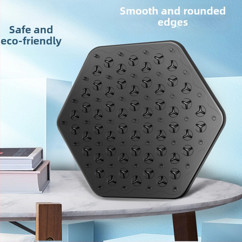 Stolová Puzzle Reťaz Šach – Viac hráčov interaktívna hra s gumovým pásom v trojuholníku; plastová konštrukcia; podporuje interakciu rodičov a detí a logické myslenie; vhodné pre vek 4–60 rokov.