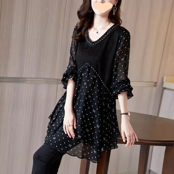 Γυναικεία μπλούζα με μακριά μανίκια από chiffon/πολυεστέρα, V-λαιμόκοψη, print με πουά και φλοράλ, χαλαρή γραμμή, μεσαίου μήκους